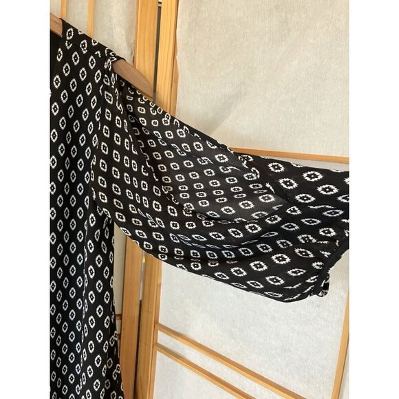 Lulus Shifting Dears Cold Shoulder Shift Black & White Print Dress Small, Lined - Picture 4 of 12